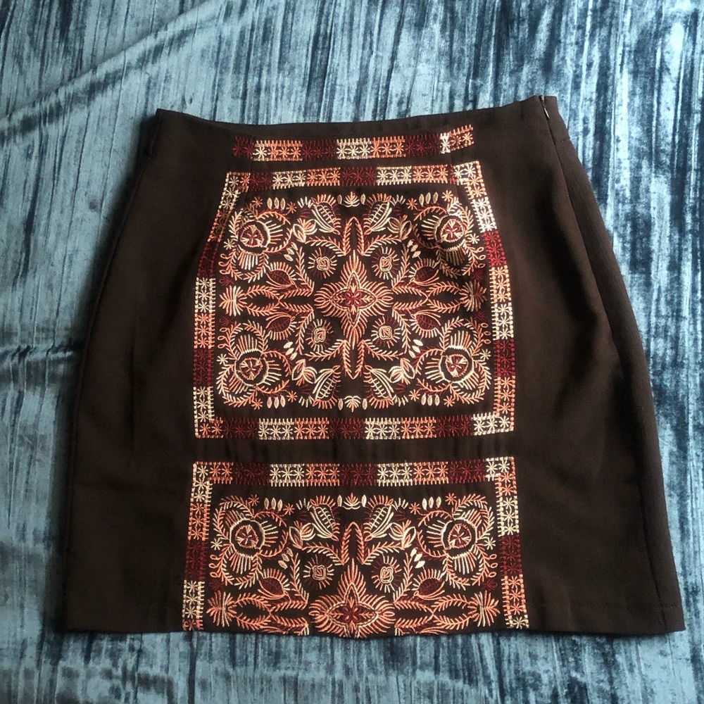 ALYA (Francescas) Black Embroidered Skirt Size S